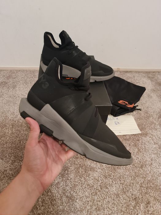 Vând - ghete adidas Y 3 - model Noci Low - mărimea 42 2/3