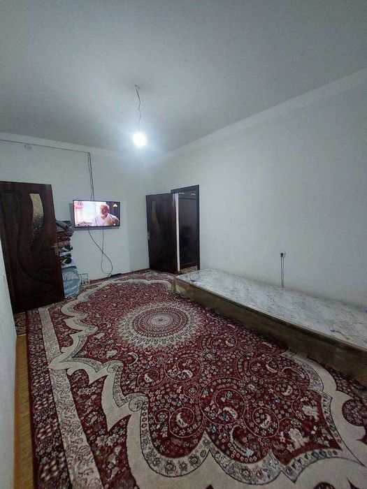 Квартира сотилади 50 м2 барча жихозлари билан 1-этаж