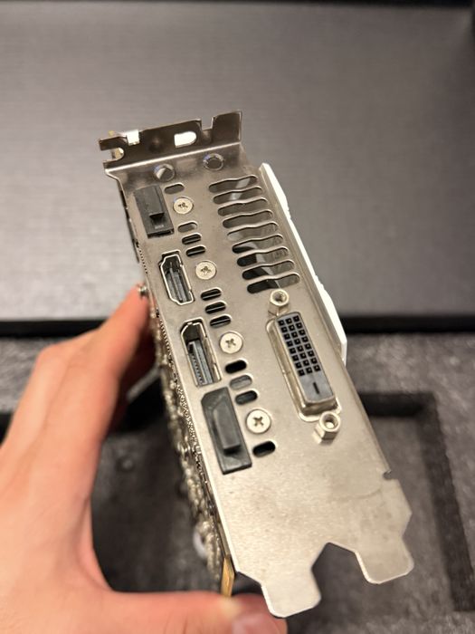 Placa video Nvidia Gtx 1070 8GB