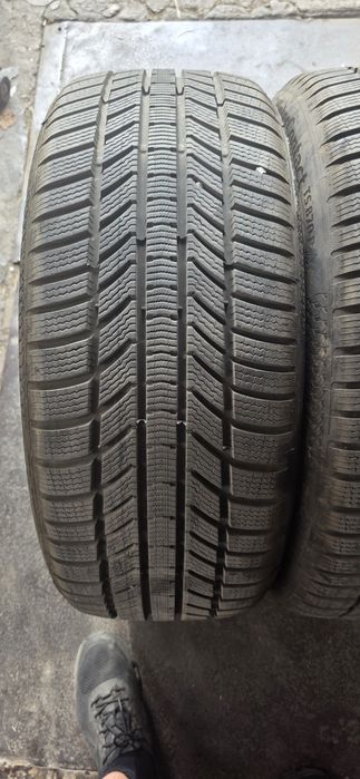 Гуми 2бр 255/45/20 - 1бр  - 155 евро