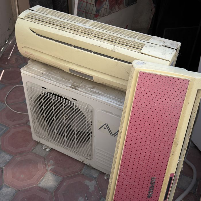 Кондиционер 12btu Ava sotiladi