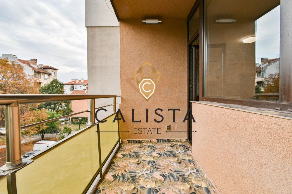 Дава се под наем Тристаен апартамент в София, Център - 104 кв.м за 796.62 € - Снимка #14