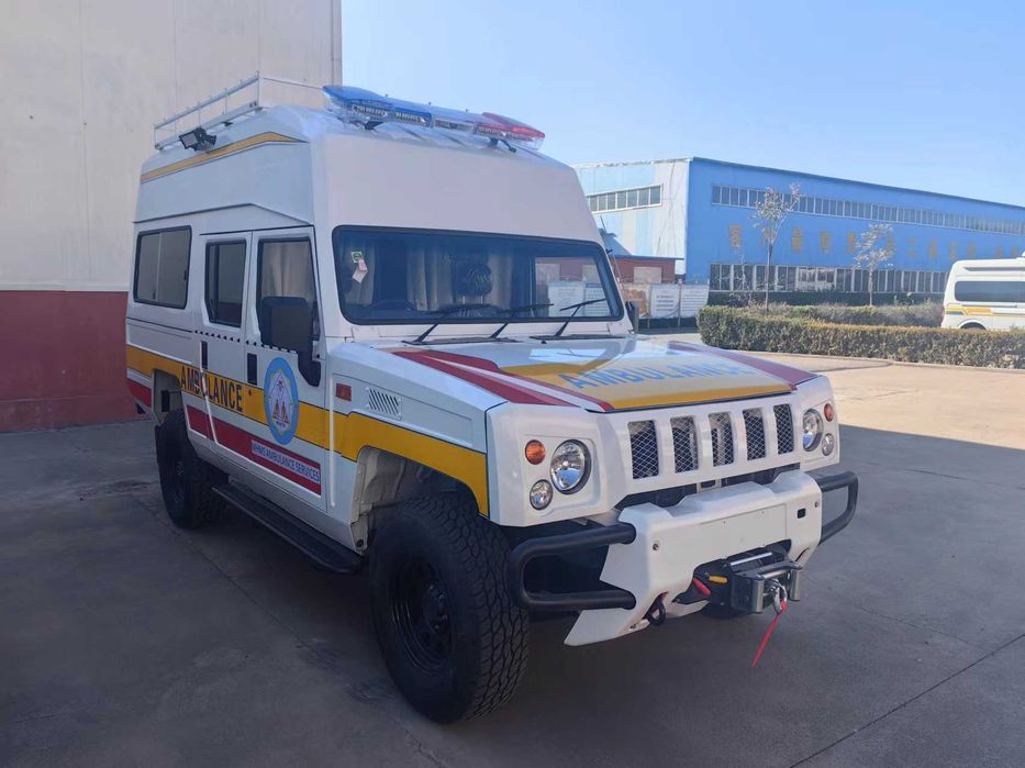 Внедорожный машина скорой помощи BAW Warrior 4x4/ Ambulance/ бензин