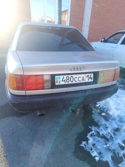 Продам Ауди с4 обоим 2