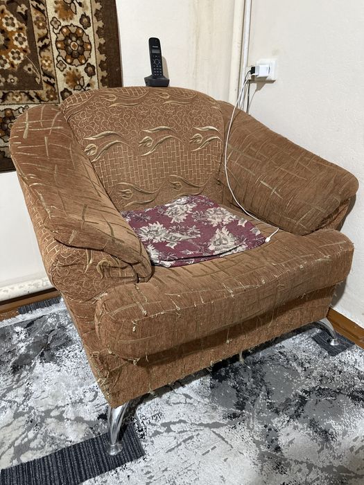 Кресло в хорошем состоянии