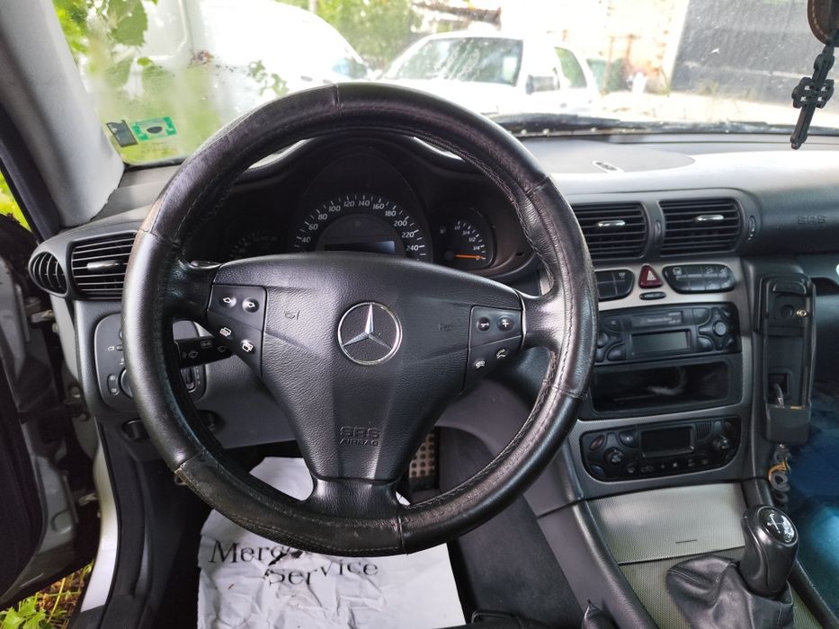 Продавам Mercedes Benz c200 CL203