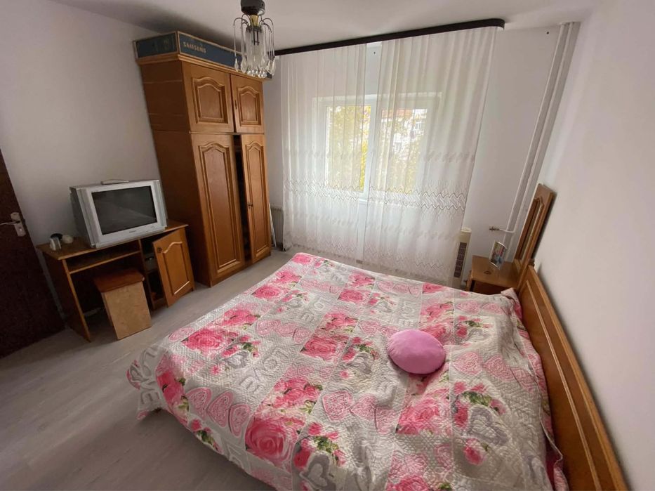 Vand apartament 2 camere - Grivita Botosani