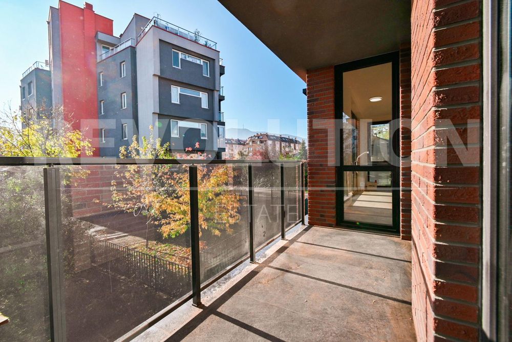 Продава се Тристаен апартамент в София, Овча купел - 121 кв.м за 1536 €/кв.м - Снимка #14