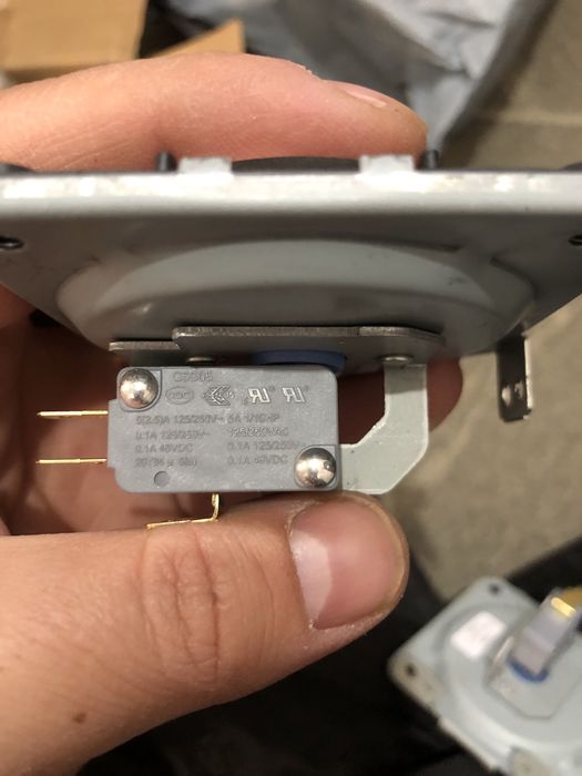 Прессостат.Универсальные датчики