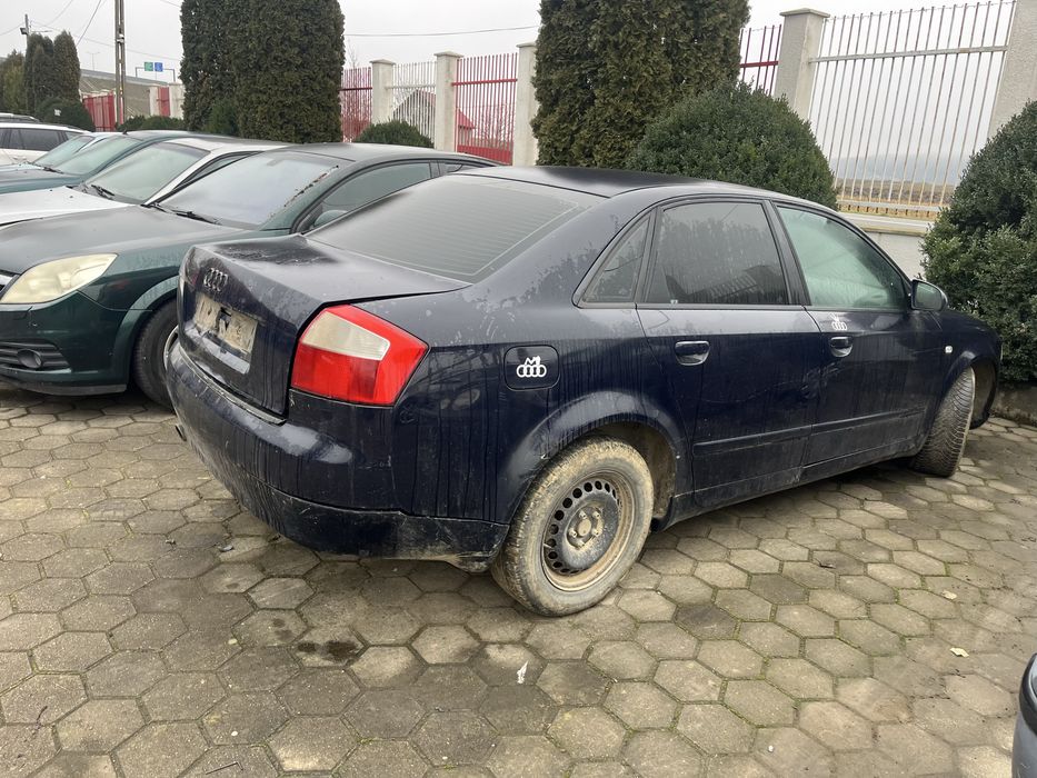 Piese audi a4 1,6 i