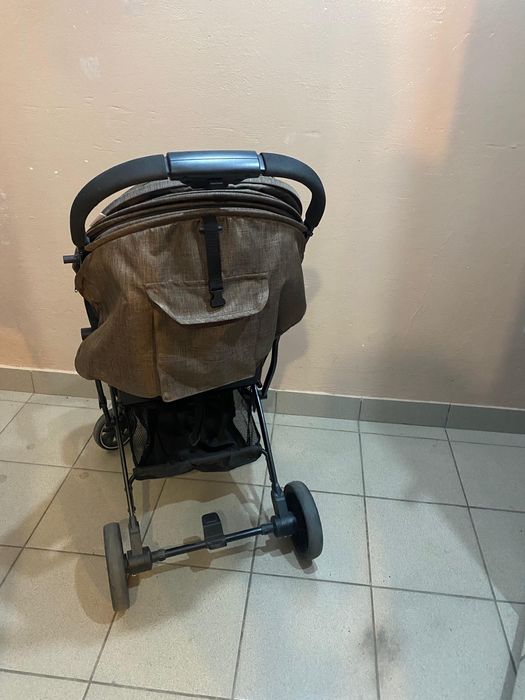 Продам прогулочную коляску!