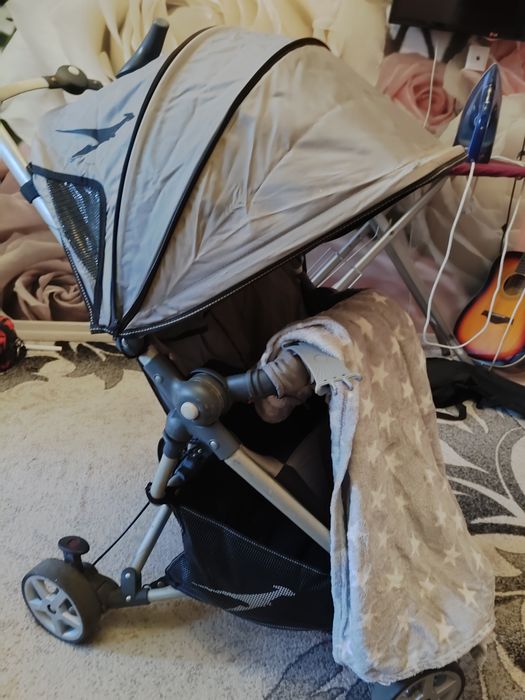 Коляска прогулочная производство Германия