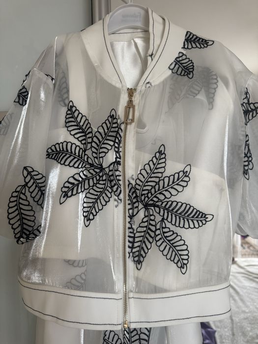 Стильная тройка  с юбкой.