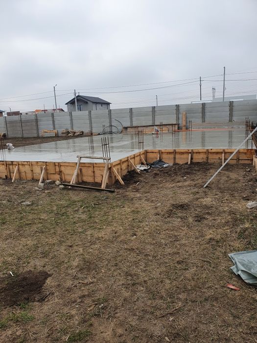 Vând casă în Cazasu nou