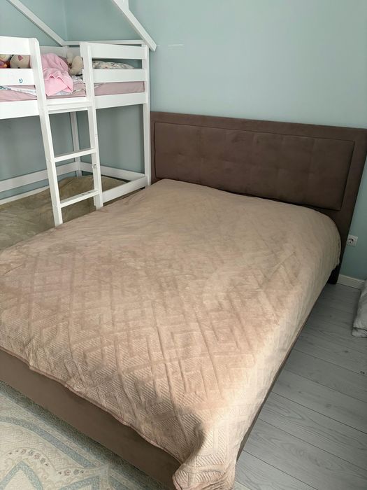 Продам кровать 160\180