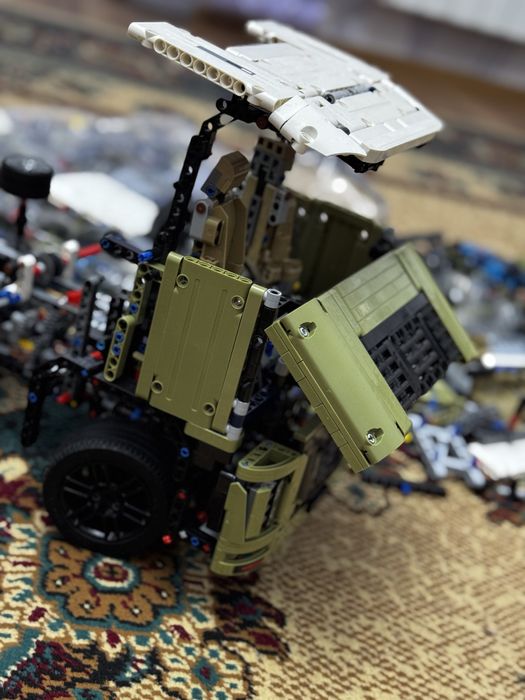 Lego 42110 2набора