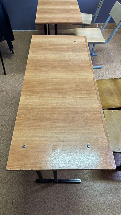 Продам парты, стулья