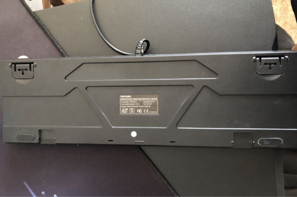 продам 2 клавиатуры