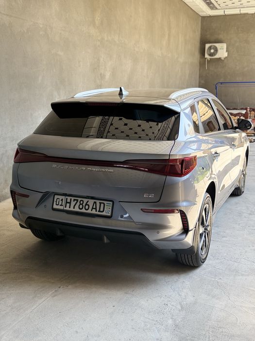 BYD E2 Sotiladi