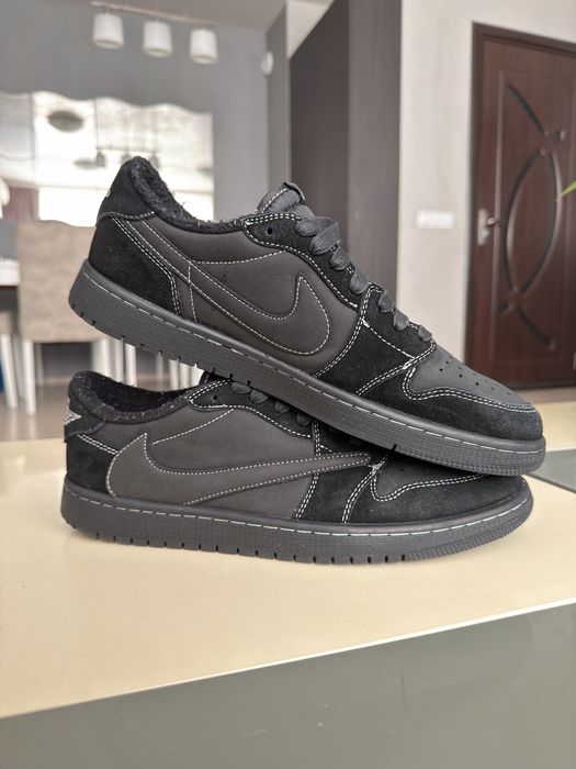 Jordan 1 travis scott черни
