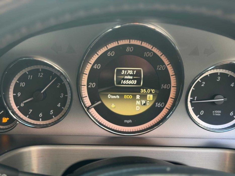 Mercedes E220 2011г.