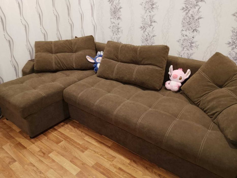 Срочно продам новый диван