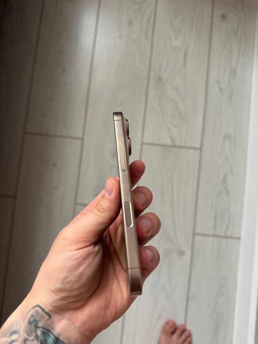 IPhone 16 pro 256gb