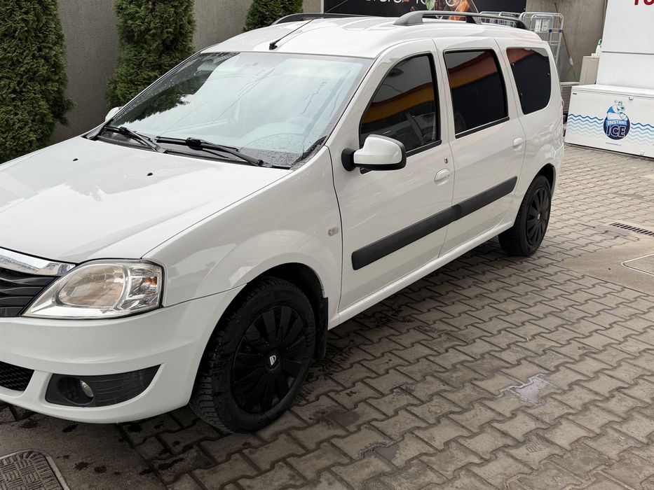 DACIA LOGAN MCV 7 locuri an 2012 motor 1600 benzina