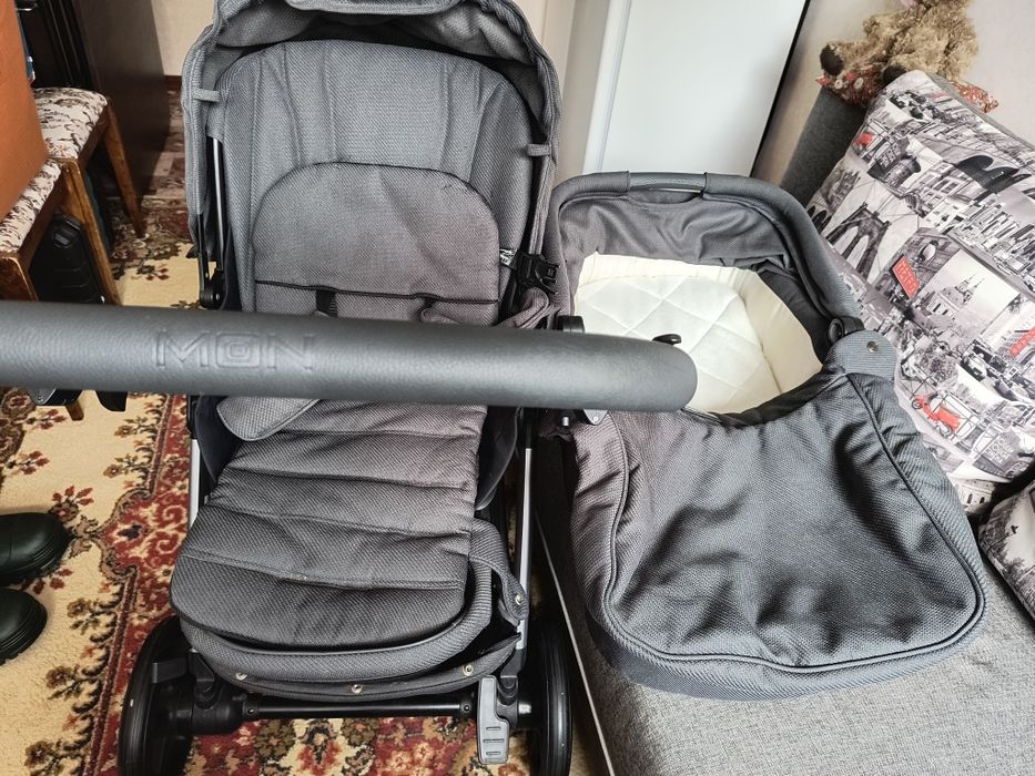 Продам коляску 2 в одном