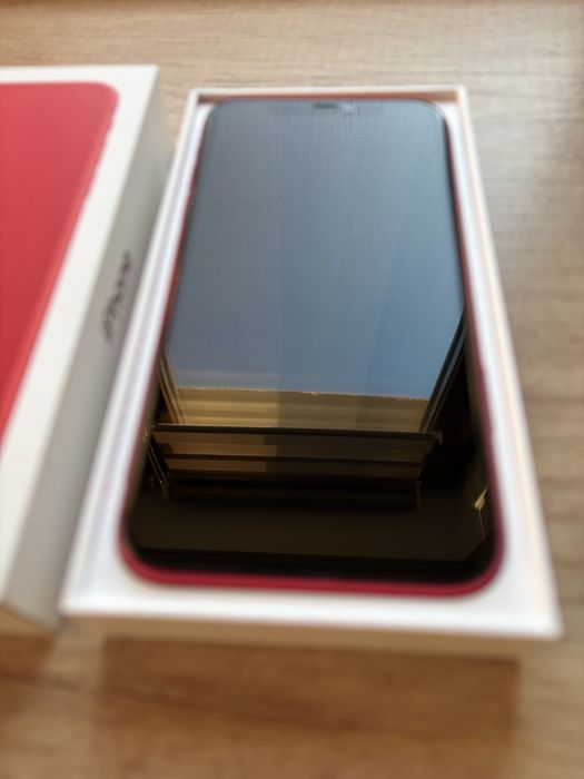 IPhone 11 128GB Red