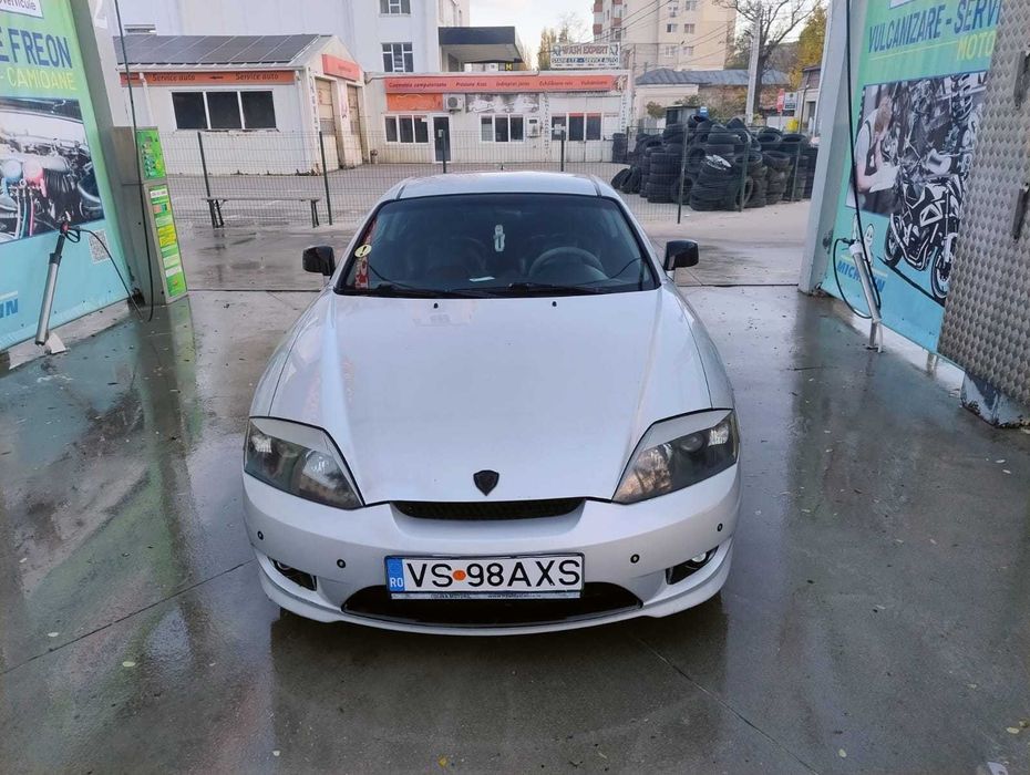 Vând sau schimb Hyundai Coupe 2005 facelift