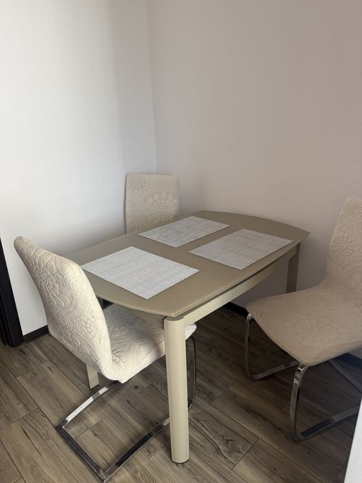 Apartament cu 3 camere conf1, et 3