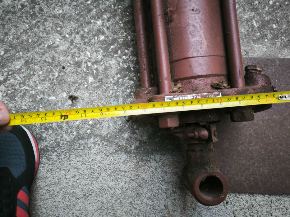 Хидравличен цилиндър
135 лв
Чисто нов!!!