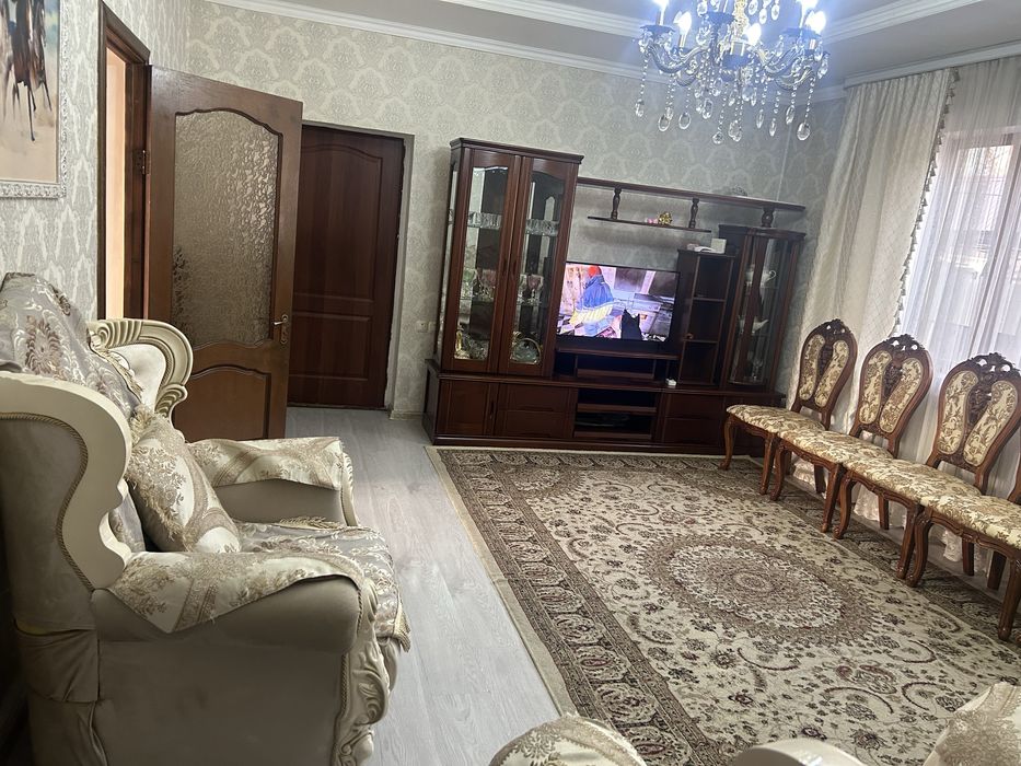 Срочно продается дом из красного кирпича!