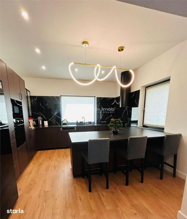Casa duplex - Dobroesti - 5 camere - 3 bai - 250mp - 400mp teren