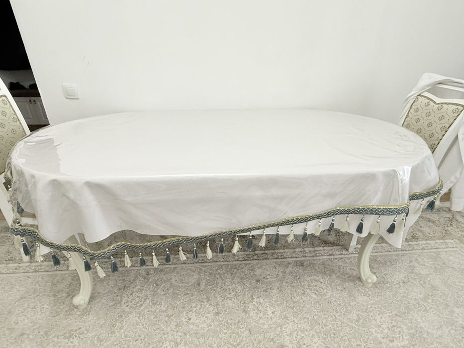 Срочно продаетеся стол!