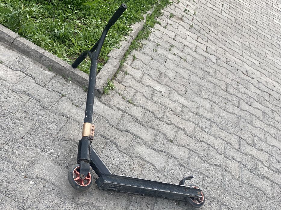 Продам самокаты и велики