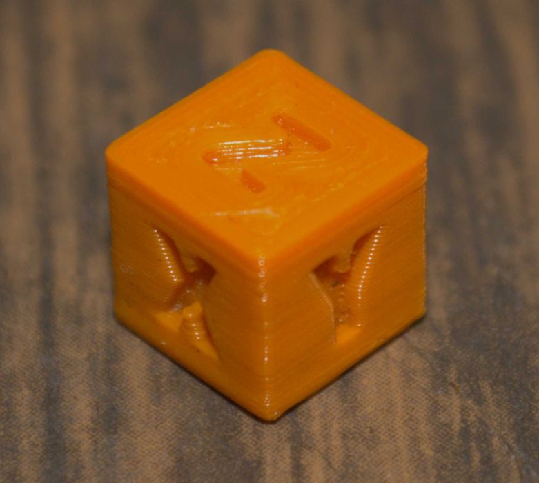 Prestez servicii de printare 3D si proiectare CAD.