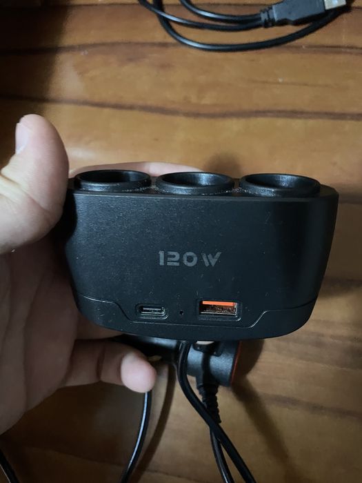 Adaptor bricheta x3 prize si 2 USB