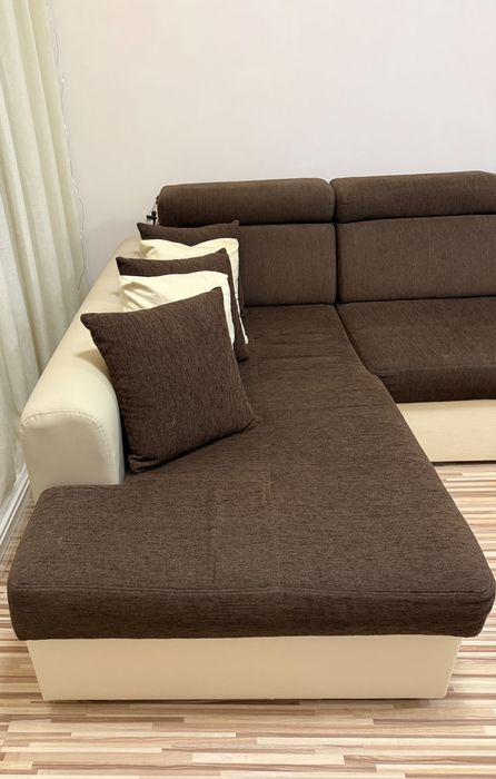 Ъглов разтегателен диван