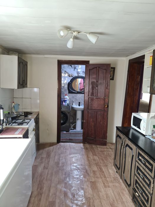 Продам  дом в районе Лодочного.