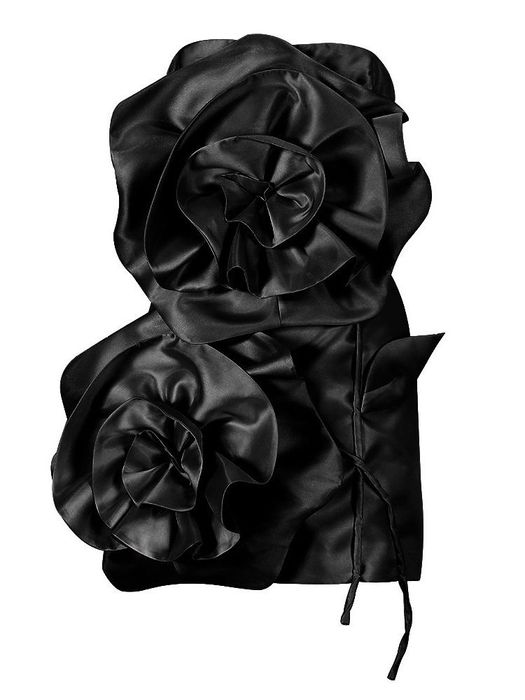 Рокля с 3D цветя