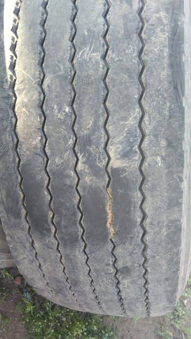 Продам шины грузовые