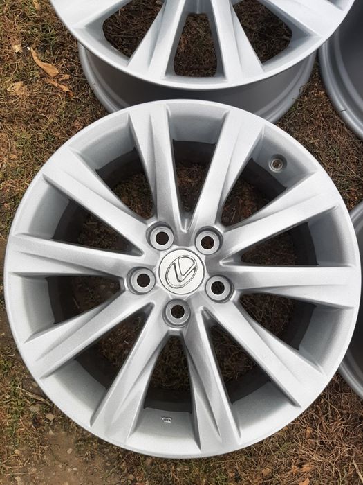 Продам диски р17 лексус тойота