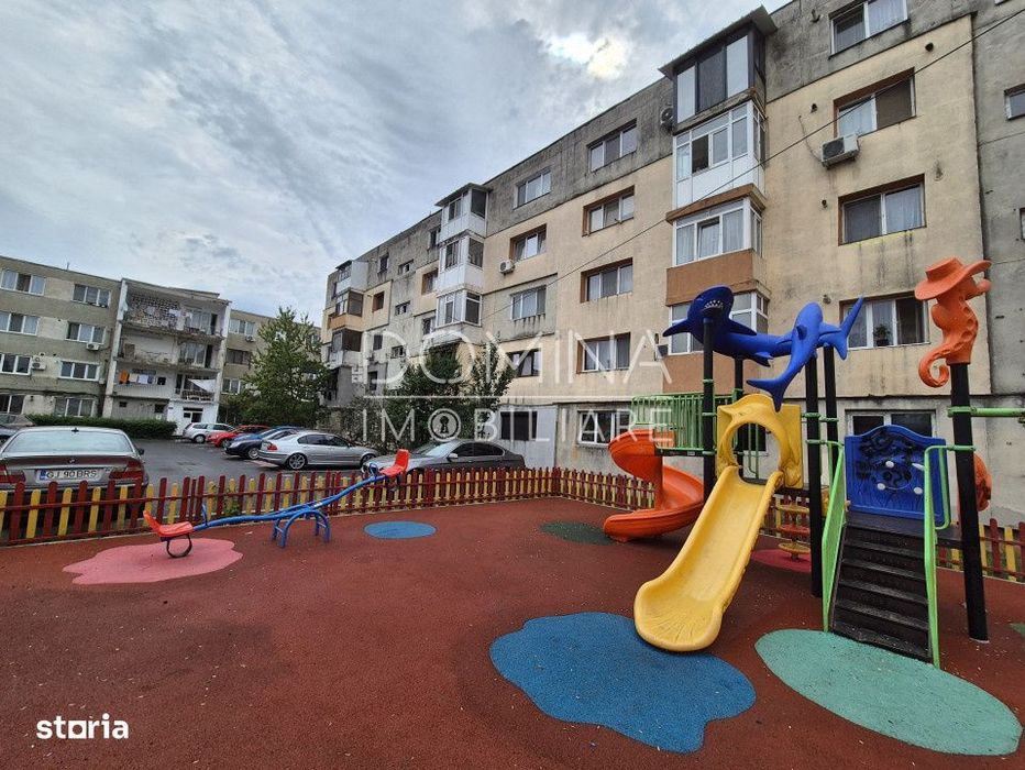 Apartament 2 camere transformat in 3, et. 1, zona centrala