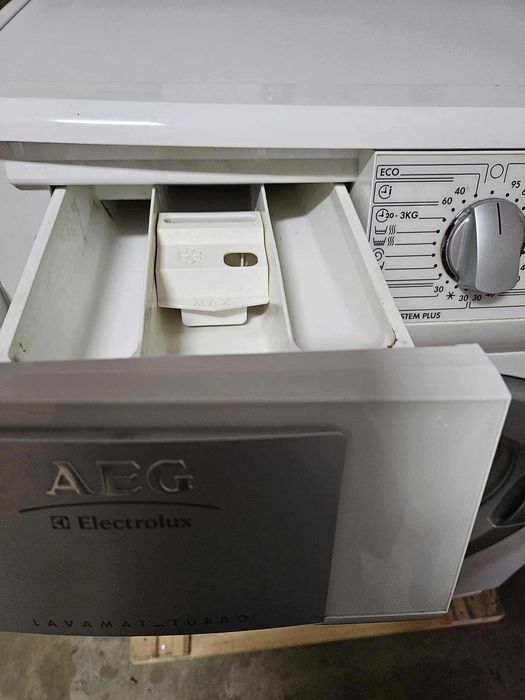 Комбинирана Пералня и Сушилня AEG Electrilux в отлично състояние