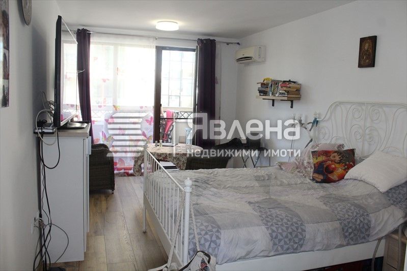 Продава се Тристаен апартамент в Приморско - 119 кв.м за 1345 €/кв.м - Снимка #6
