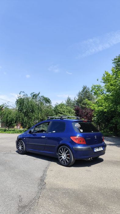 Vând Peugeot 307 Coupe