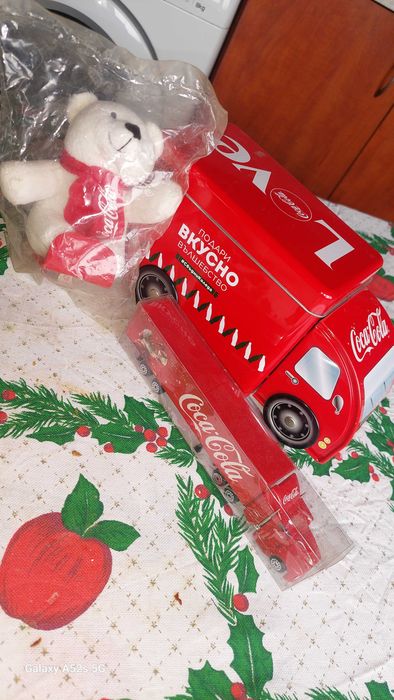 COCA COLA играчки.