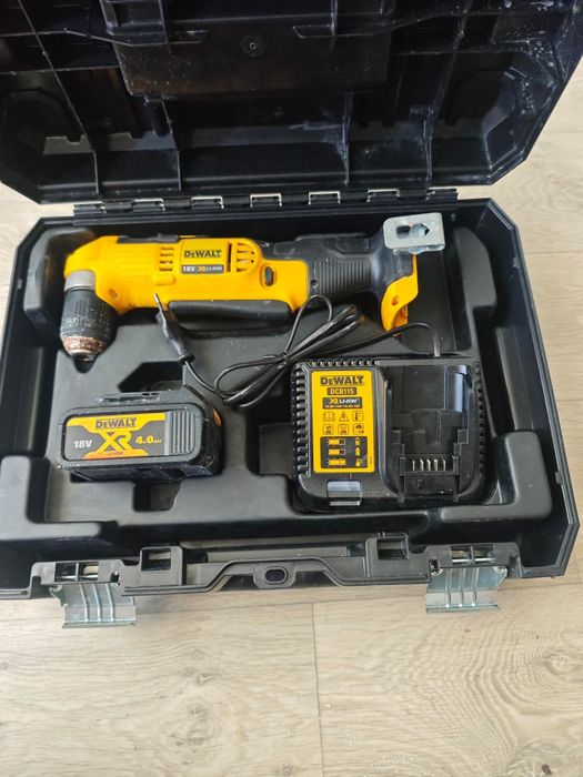 Dewalt инструменти